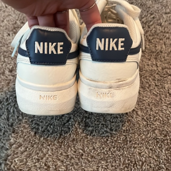 White Nike Platform - Picture 2 of 4